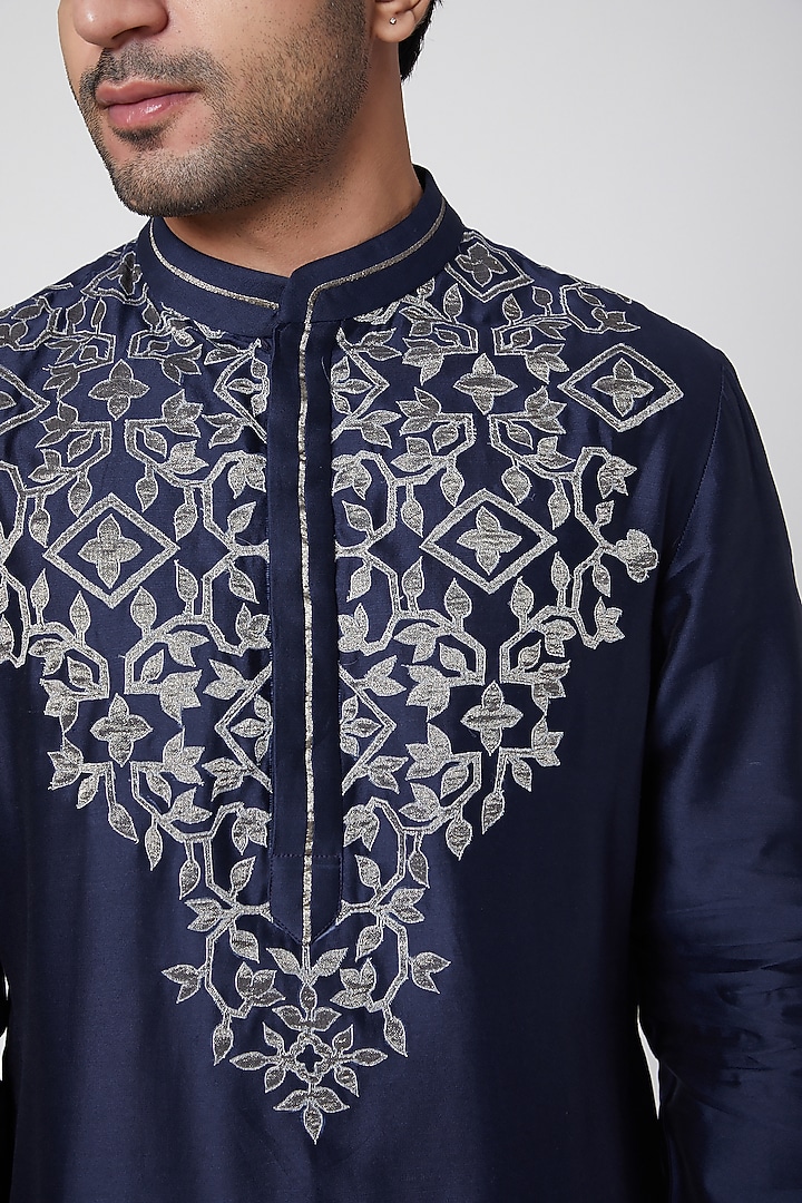 Navy Blue Collared Kurta by Dev R Nil Men at Pernia's Pop Up Shop