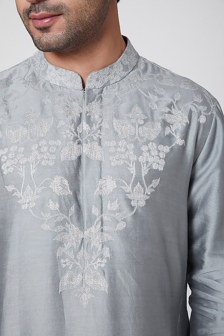 Grey Thread Embroidered Kurta by Dev R Nil Men at Pernia's Pop Up Shop