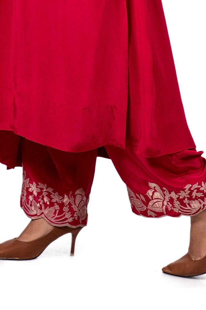 Fiery Red Embroidered Kaftan Set by Dev R Nil at Pernia's Pop Up Shop