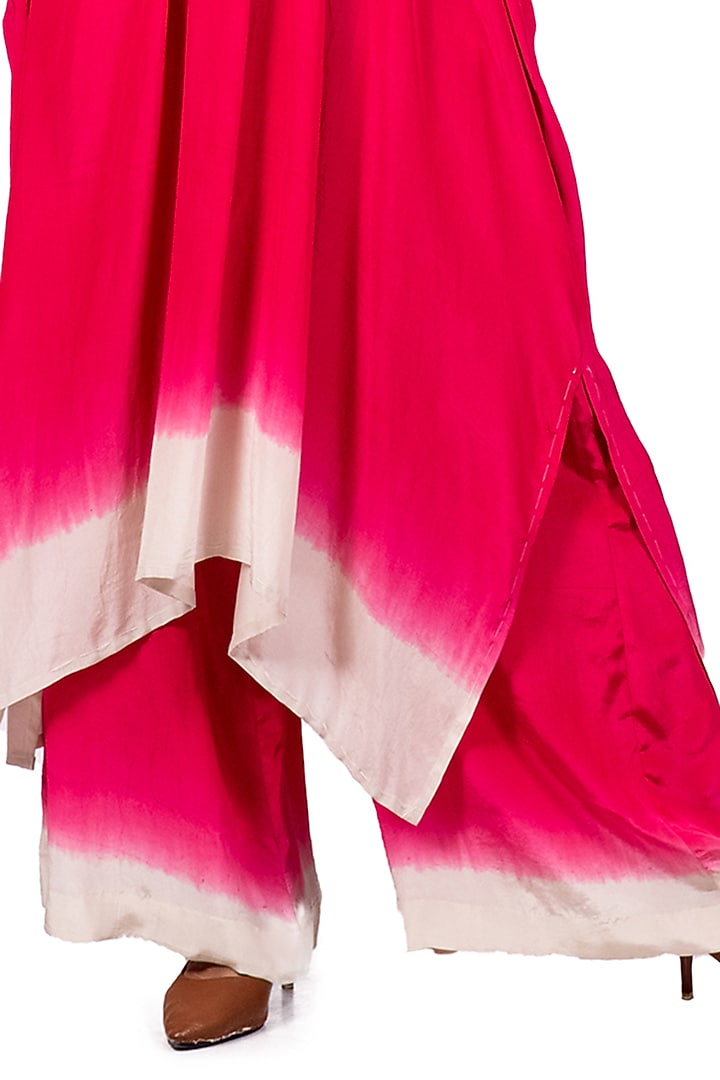 Crayon Red & White Tie-Dyed Kaftan Set by Dev R Nil at Pernia's Pop Up Shop