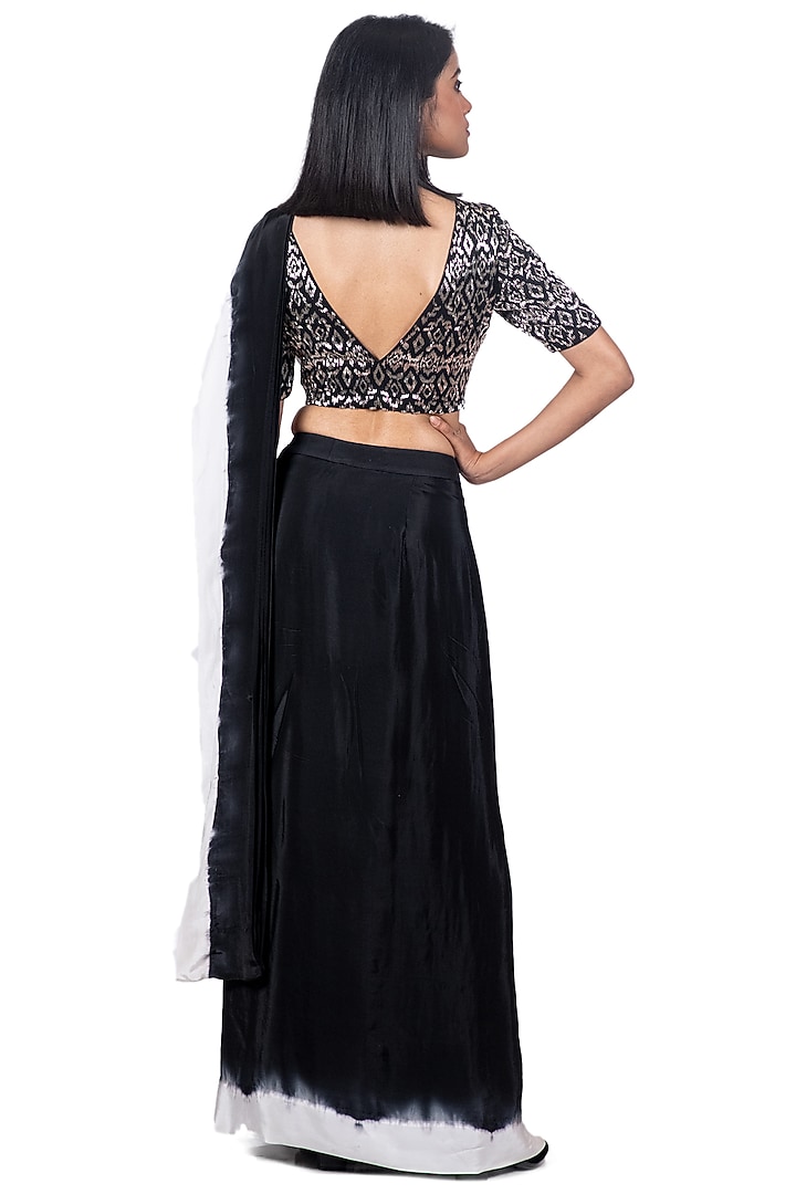 Black & White Crepe Embroidered & Tie-Dye Printed Draped Wedding Saree Set by Dev R Nil at Pernia's Pop Up Shop