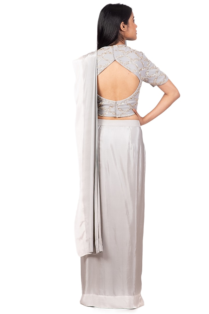 Grey Crepe & Georgette Tie-Dye Draped Wedding Saree Set by Dev R Nil at Pernia's Pop Up Shop