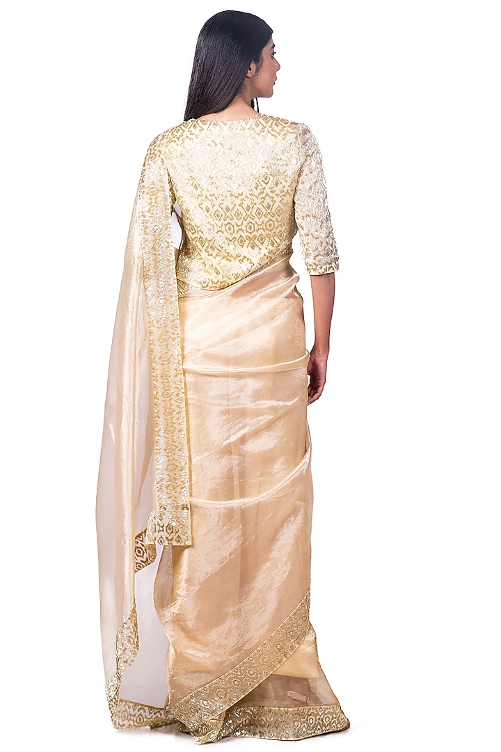 Gold Embroidered Reception Saree Set by Dev R Nil at Pernia's Pop Up Shop