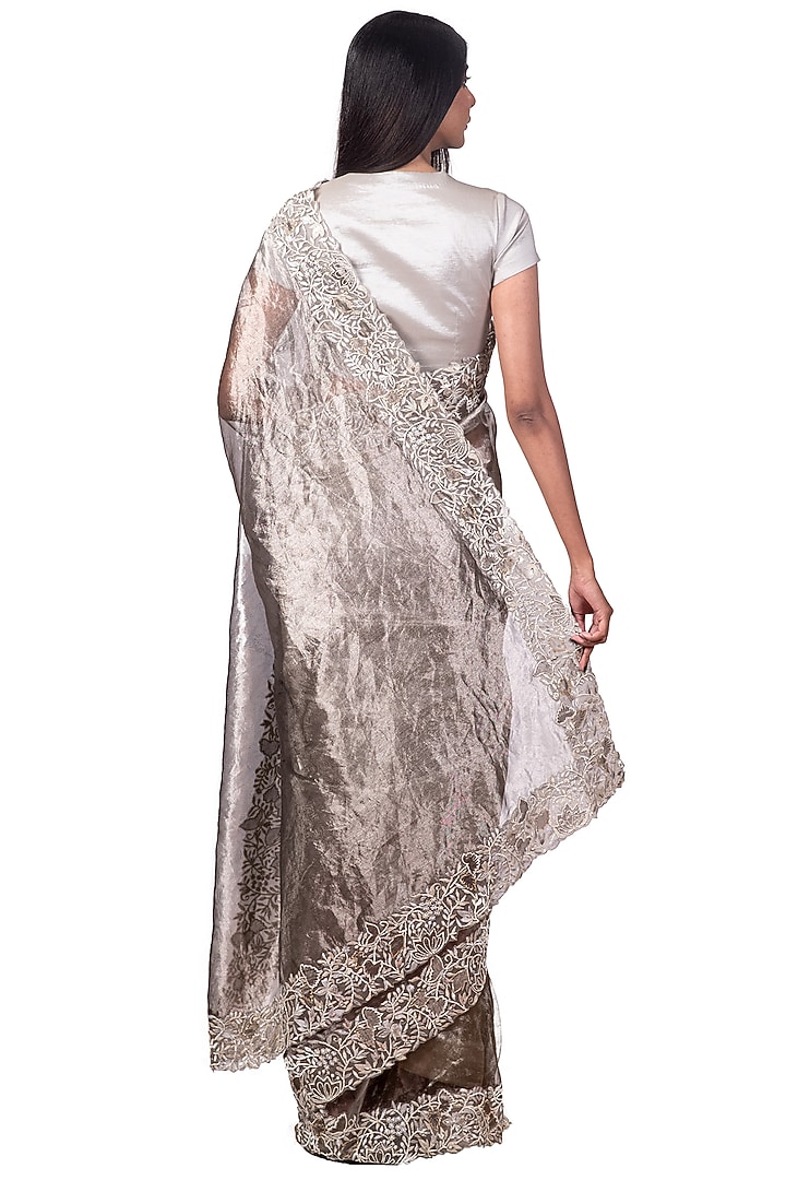 Grey Embroidered Reception Saree Set by Dev R Nil at Pernia's Pop Up Shop