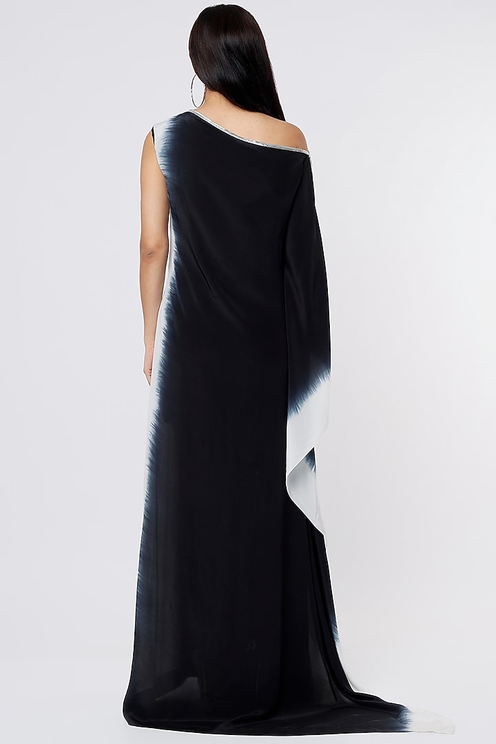 Ombre Black Crepe Kaftan by Dev R Nil at Pernia's Pop Up Shop