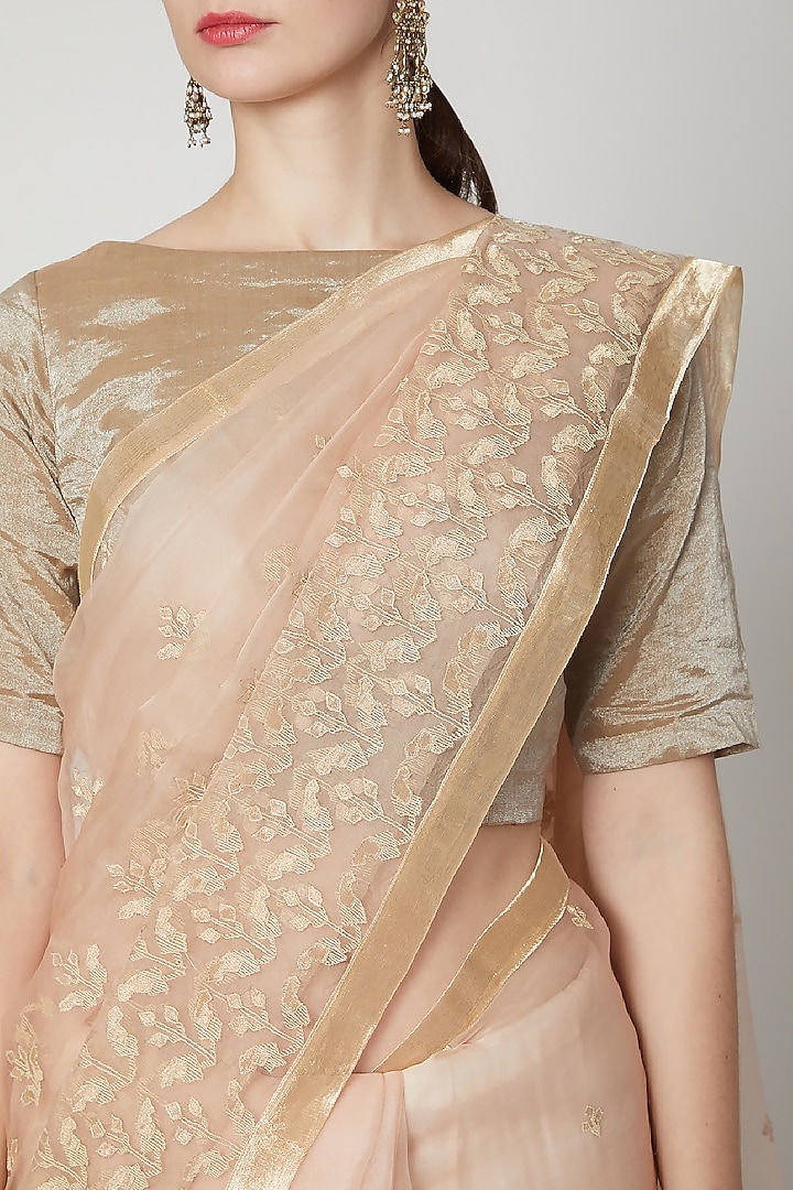 Blush Pink Resham Embroidered Reception Saree Set by Dev R Nil at Pernia's Pop Up Shop