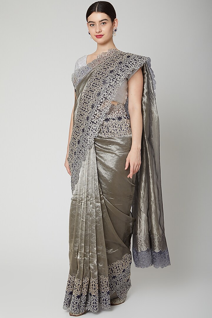 Grey Appliques Embroidered Wedding Saree Set by Dev R Nil at Pernia's Pop Up Shop