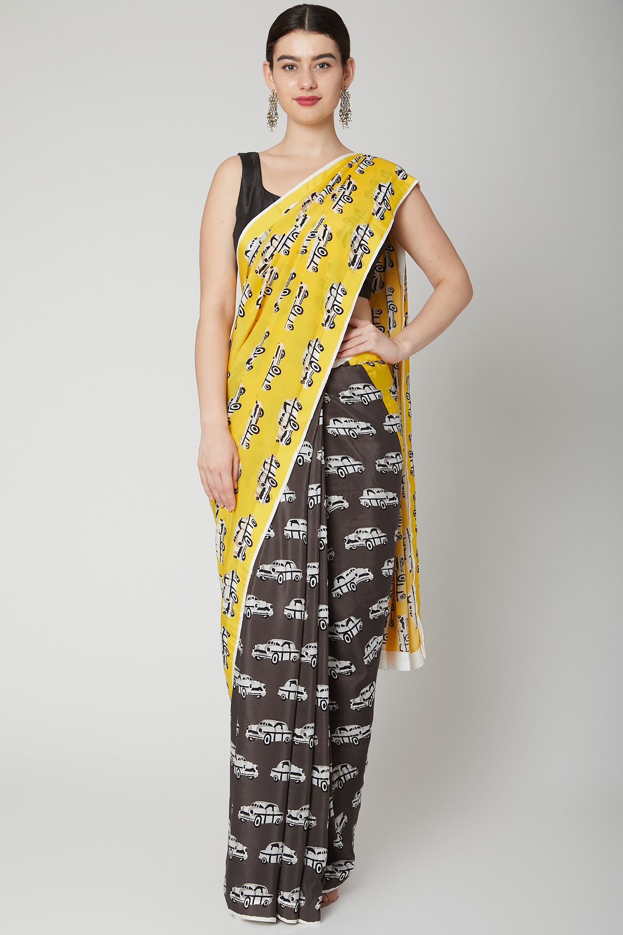 Yellow & White Zigzag Geometry Printed Mulmul Cotton Saree | trendwati