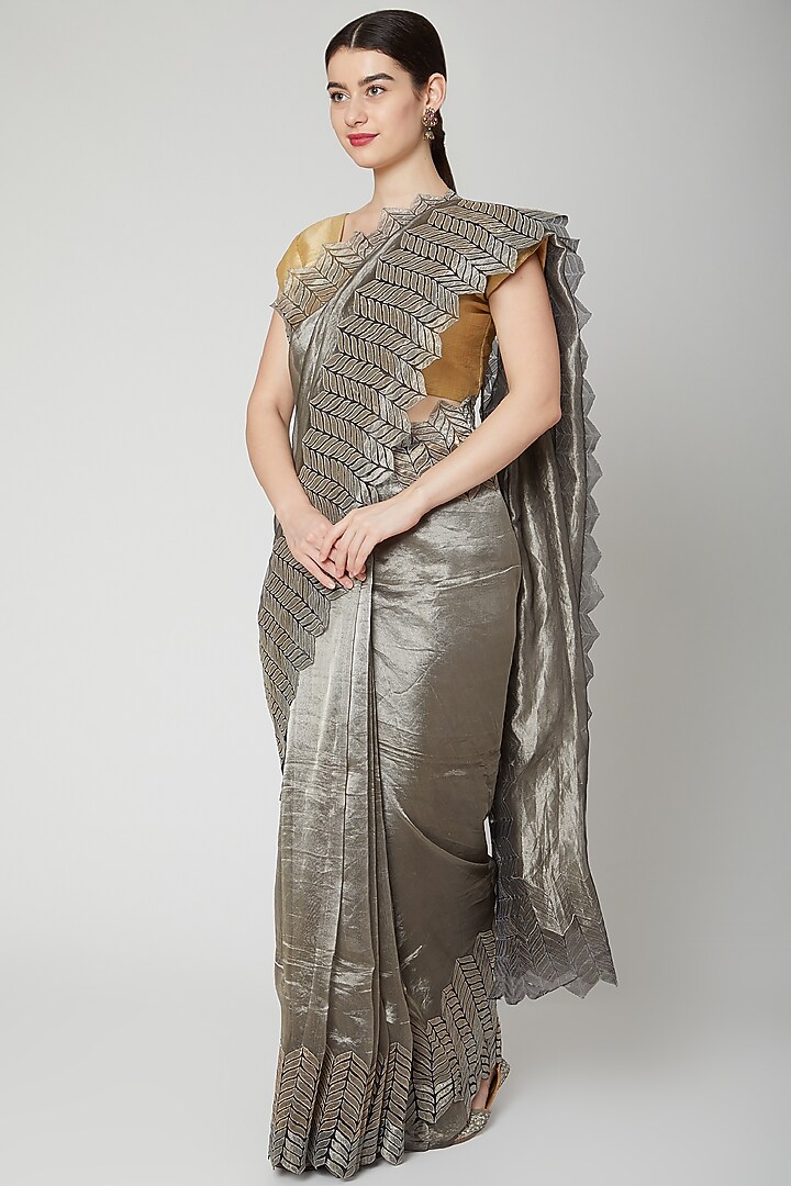Grey Embroidered Wedding Saree Set by Dev R Nil at Pernia's Pop Up Shop