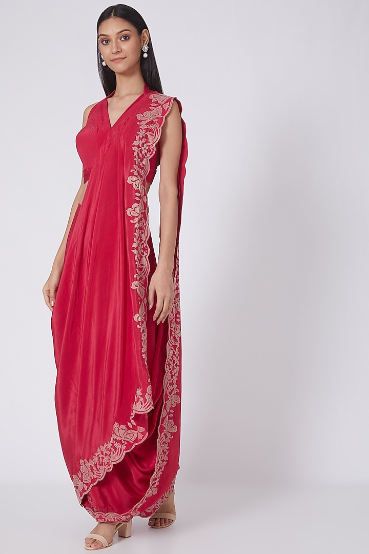 Red Applique Embroidered Wedding Saree Set by Dev R Nil at Pernia's Pop Up Shop