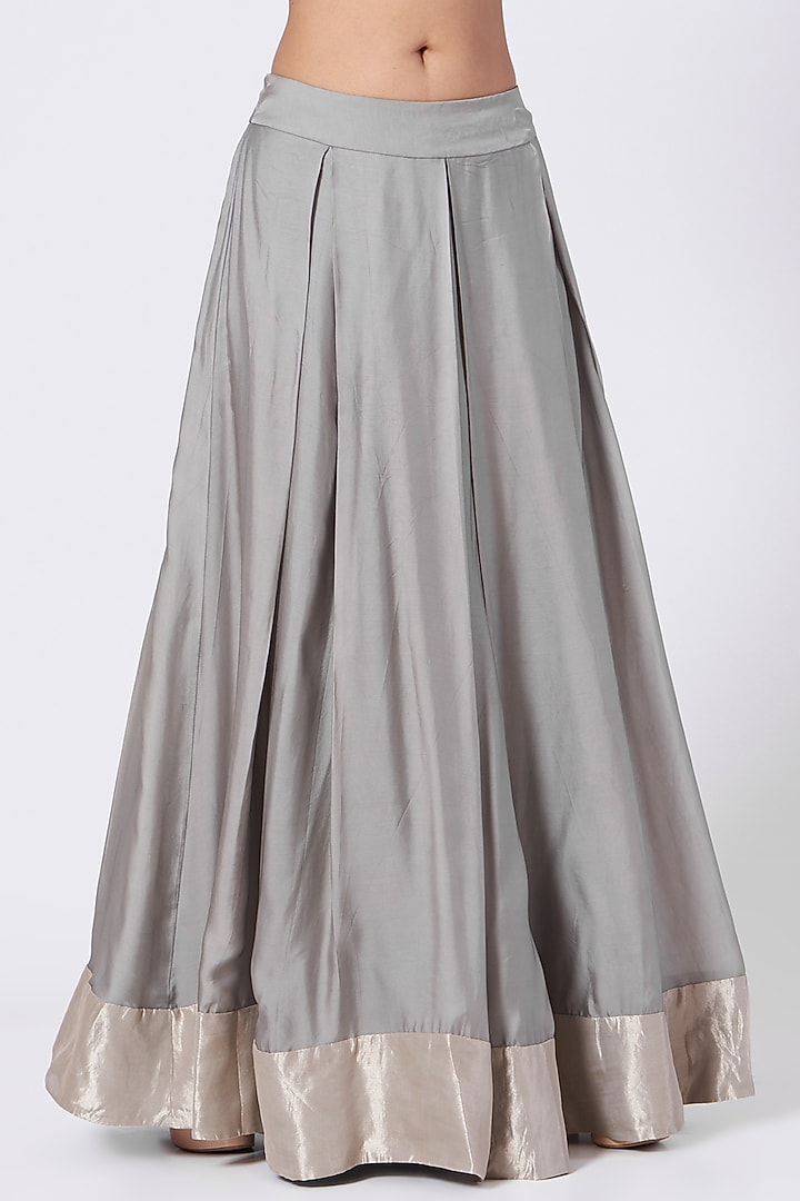 Grey Box-Pleated Wedding Lehenga Set by Dev R Nil at Pernia's Pop Up Shop