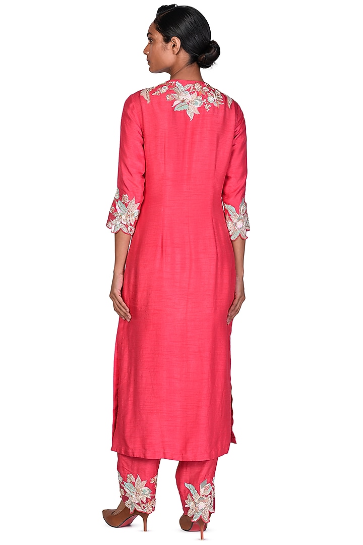 Coral Embroidered Kurta Set by Dev R Nil at Pernia's Pop Up Shop