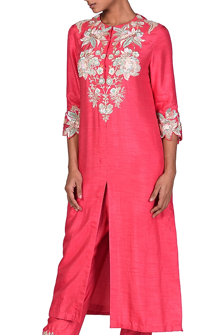 Coral Embroidered Kurta Set by Dev R Nil at Pernia's Pop Up Shop