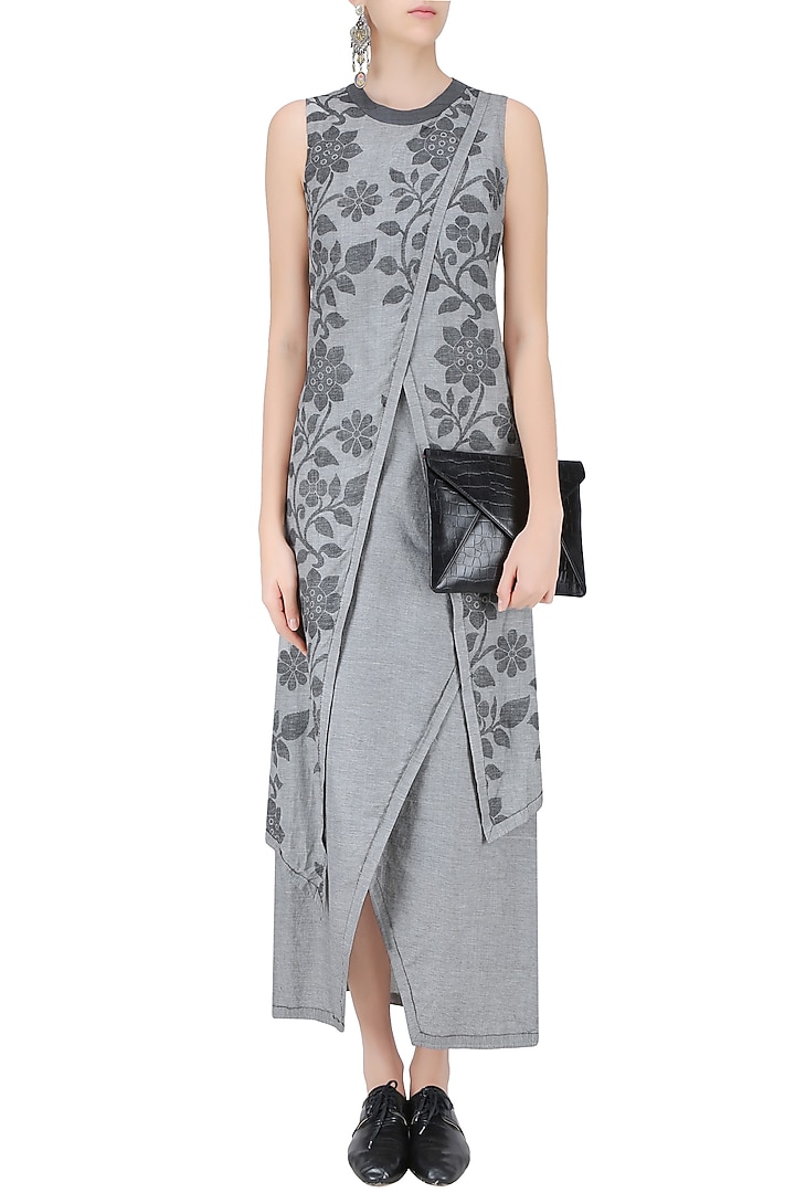 Light grey floral jamdani criss cross two layered dress available only at Pernia's Pop Up Shop.
