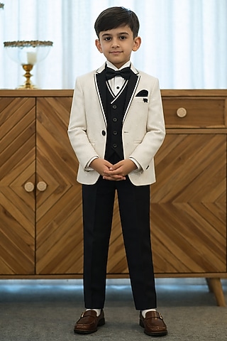 White Blended Tuxedo Set For Boys by Devils N Angels