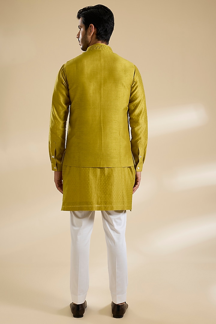 Lemon Yellow Silk Chanderi Dori Embroidered Bundi Jacket Set by Devnaagri Men at Pernia's Pop Up Shop
