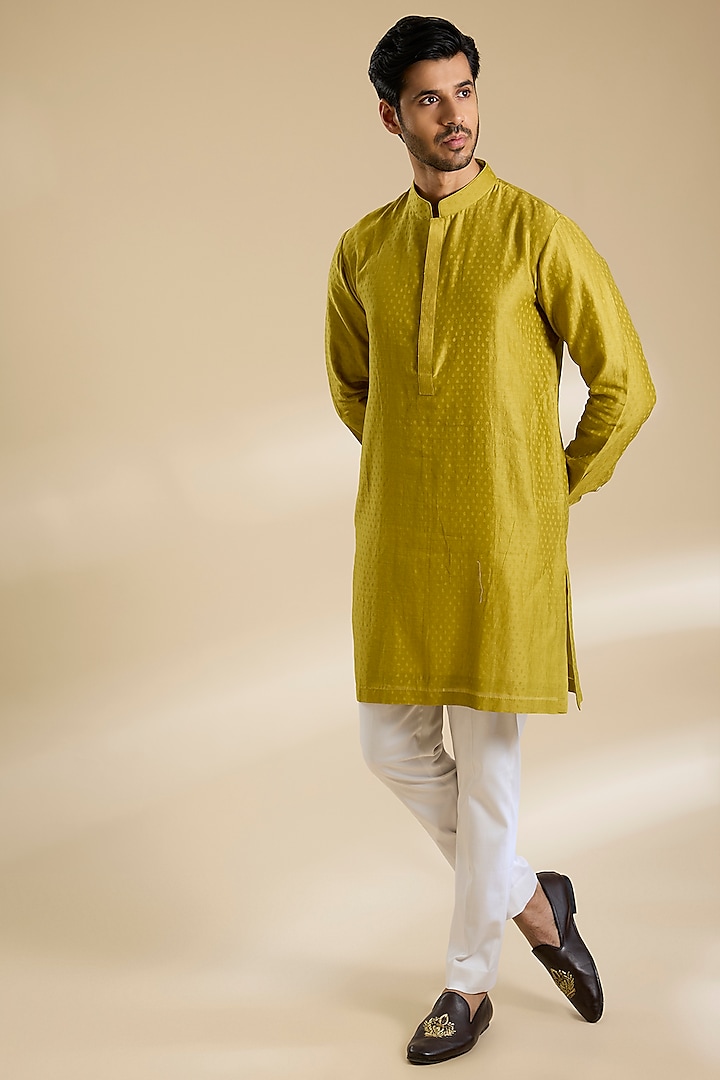 Lemon Yellow Silk Chanderi Dori Embroidered Bundi Jacket Set by Devnaagri Men at Pernia's Pop Up Shop