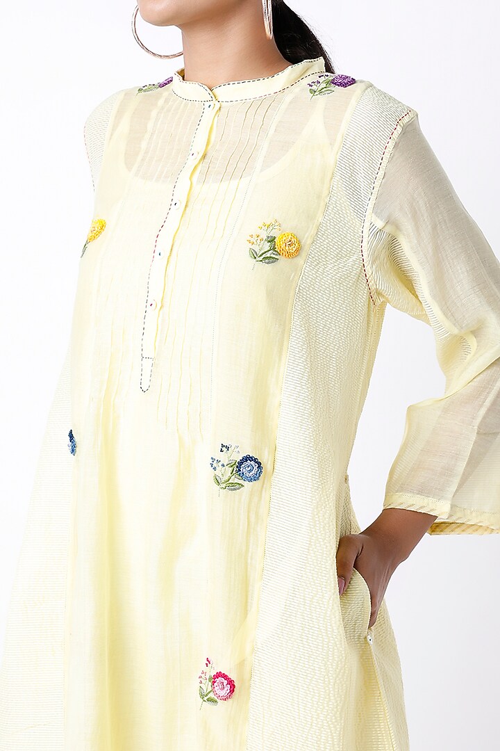 Yellow Kantha Hand Embroidered Tunic by Dhaari By Deepika at Pernia's Pop Up Shop