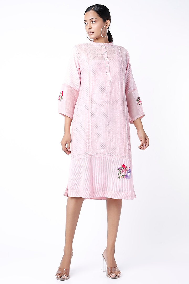 Blush Pink Hand Embroidered Tunic by Dhaari By Deepika