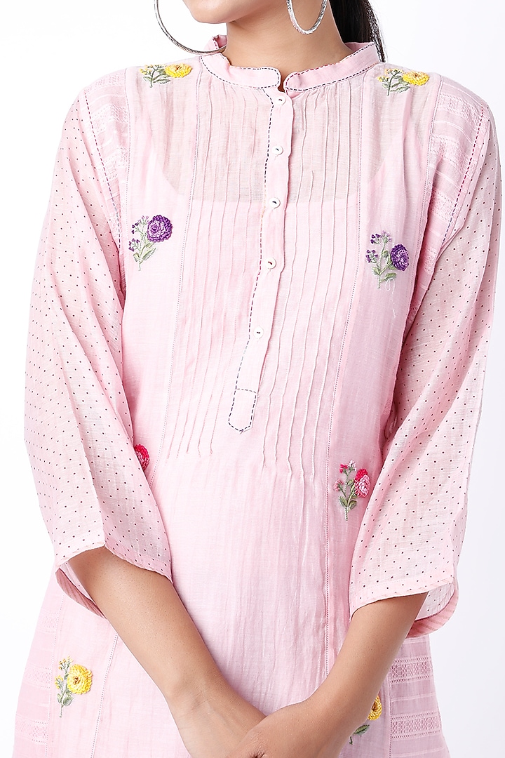 Blush Pink Kantha Hand Embroidered Tunic by Dhaari By Deepika at Pernia's Pop Up Shop