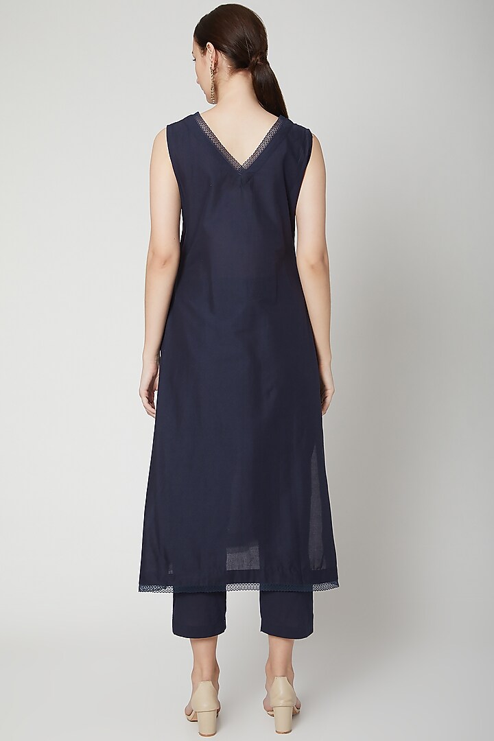 Cobalt Blue Kurta Set With Lace Finishing by Dharai at Pernia's Pop Up Shop