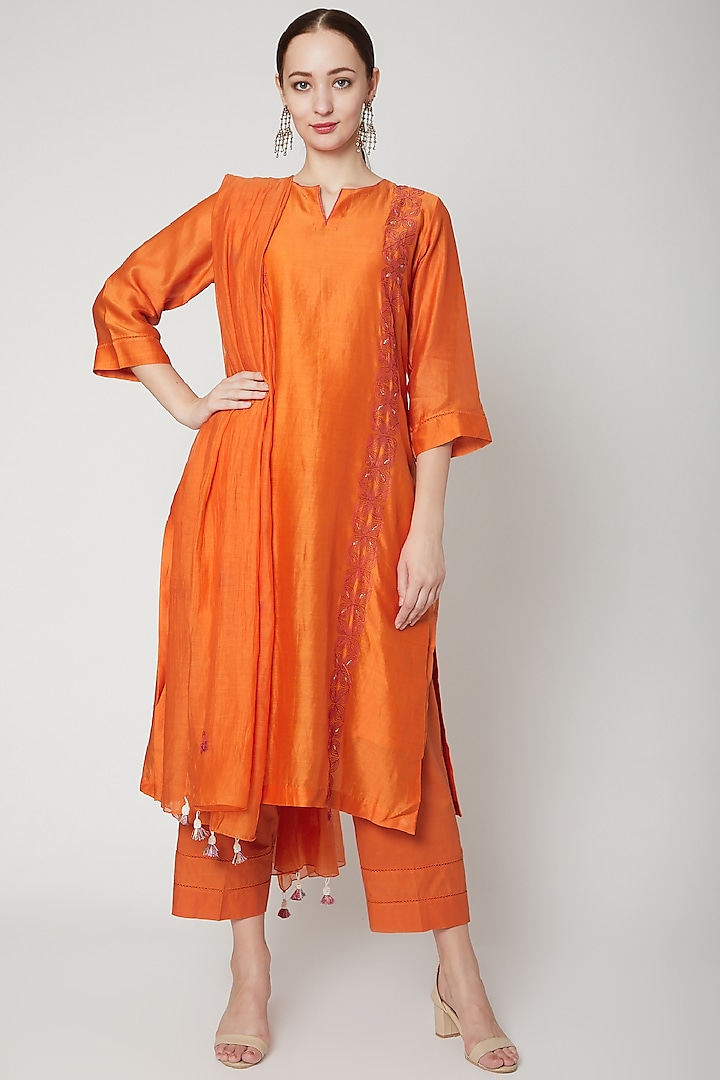 Orange Thread Embroidered Kurta Set by Dharai