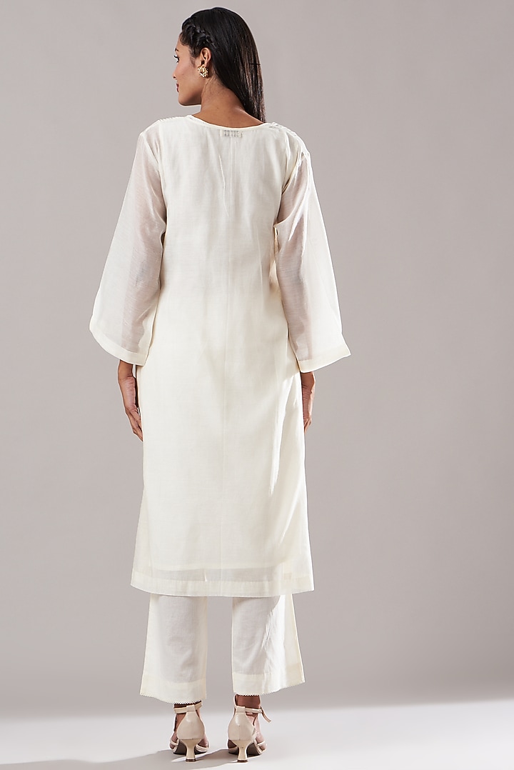 White Pure Chanderi Kurta Set by Dharai at Pernia's Pop Up Shop