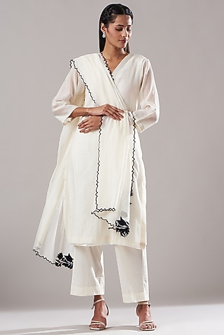 White Pure Chanderi Kurta Set by Dharai