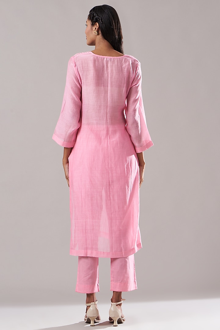 Light Pink Pure Chanderi Kurta Set by Dharai at Pernia's Pop Up Shop