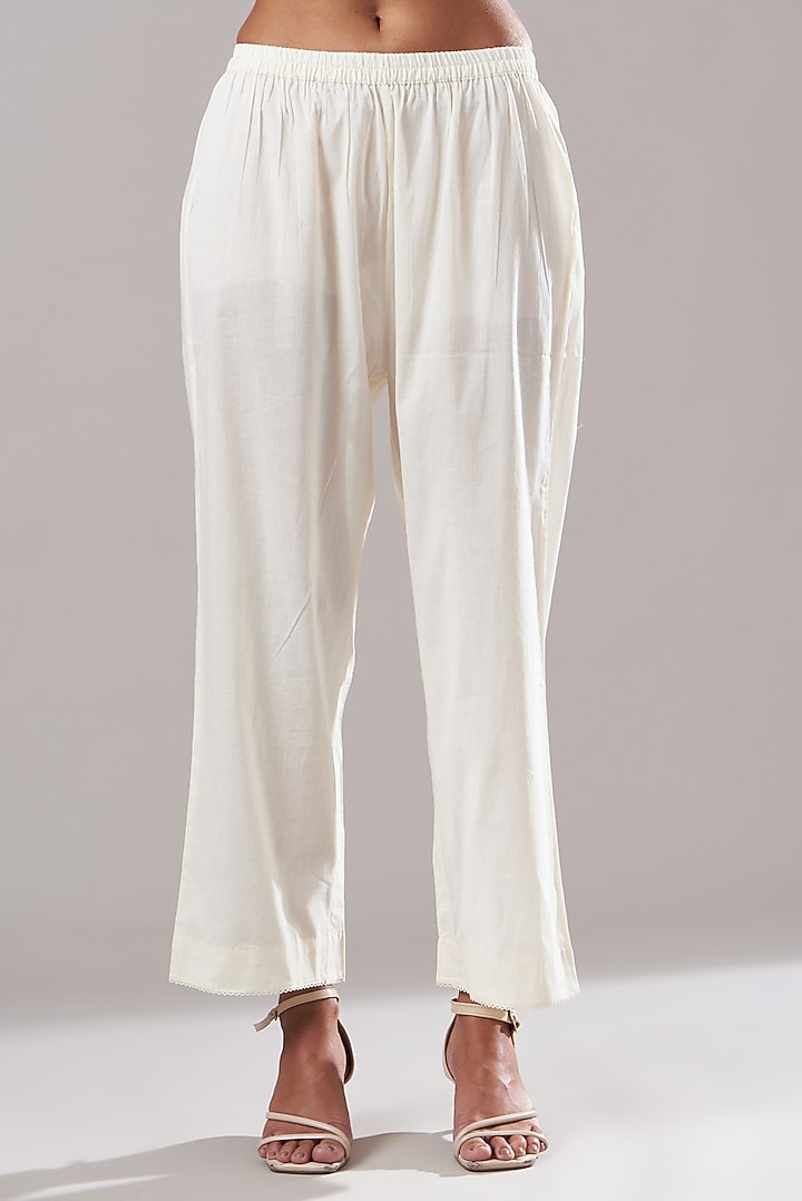 White Pure Chanderi Embroidered Kurta Set by Dharai at Pernia's Pop Up Shop