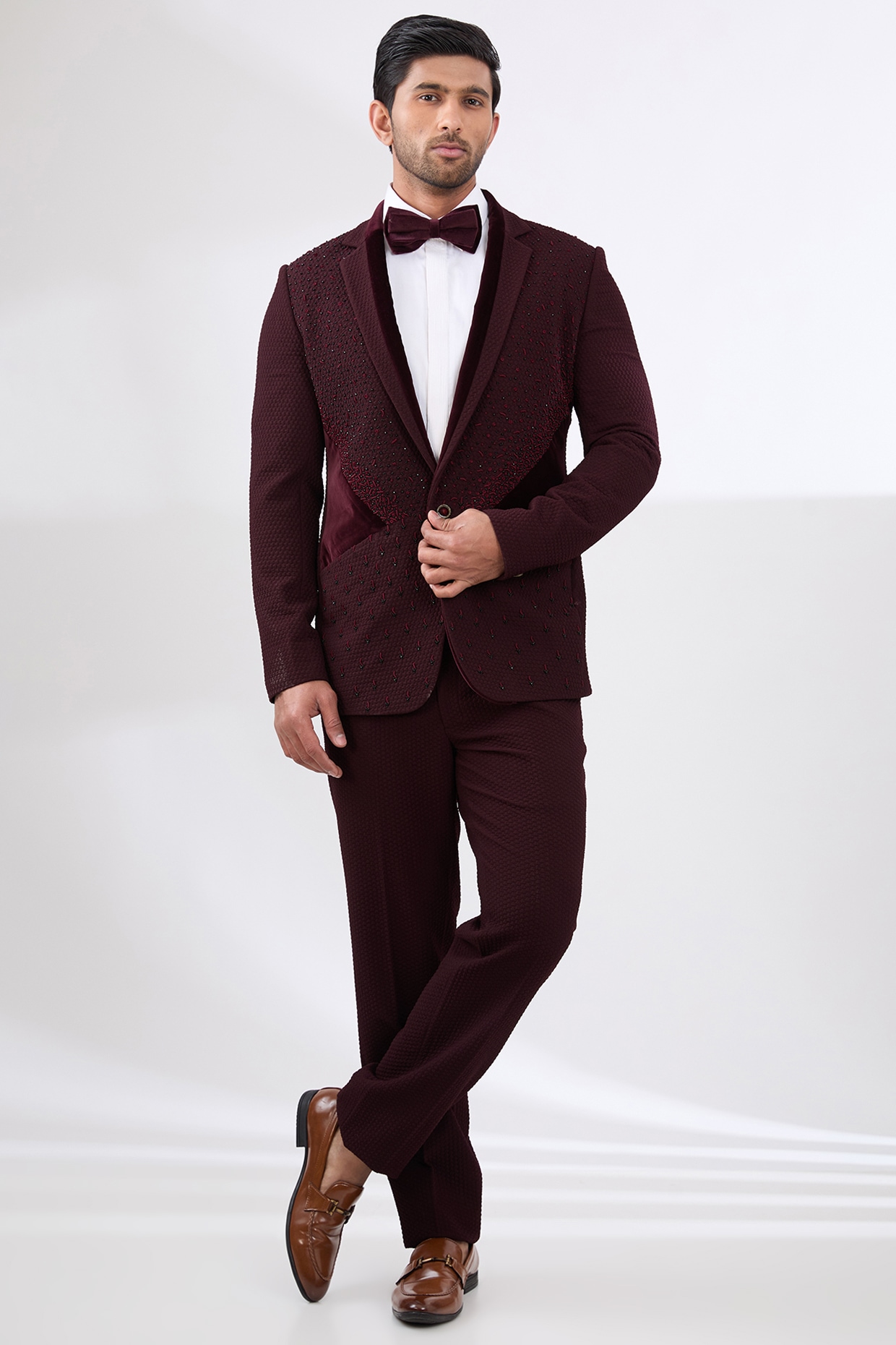 Maroon shops slim fit suit