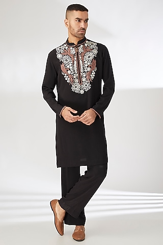 Black Naysa Silk Thread Embroidered Kurta Set by Dhananjay