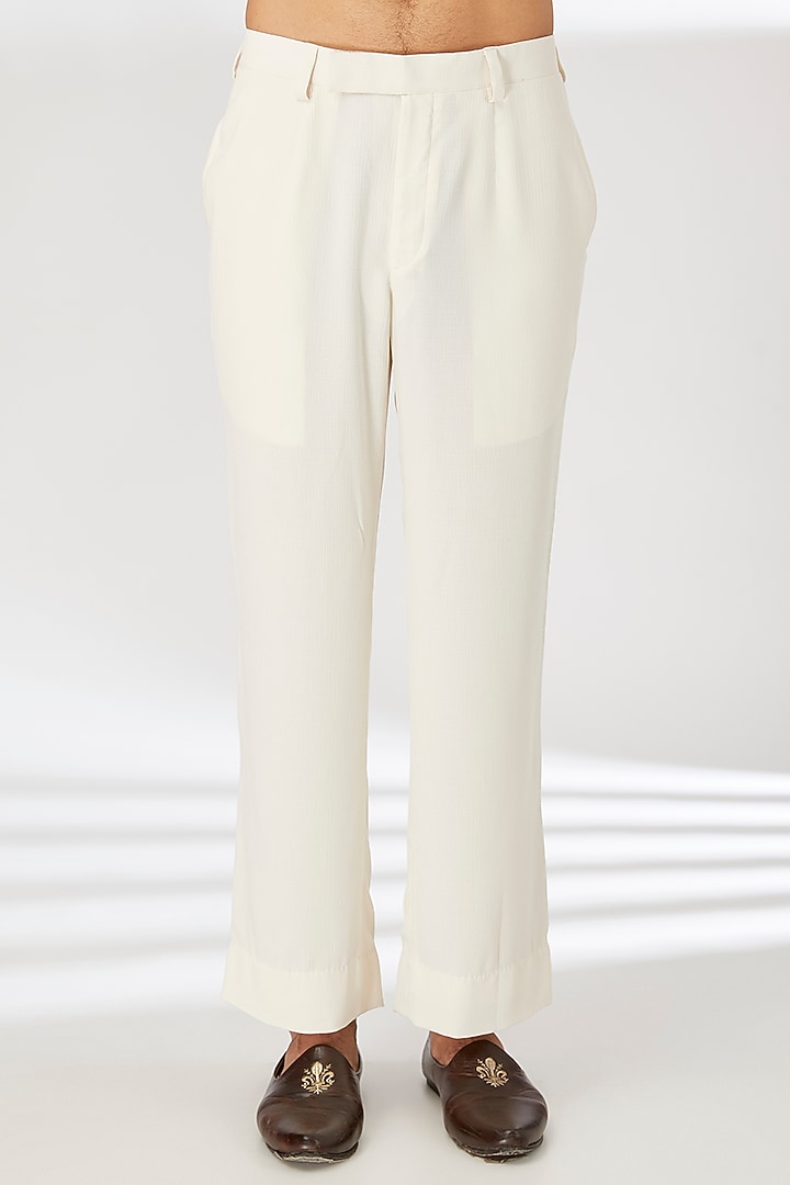Ivory Silk Leaf Motif Thread Embroidered Kurta Set by Dhananjay at Pernia's Pop Up Shop