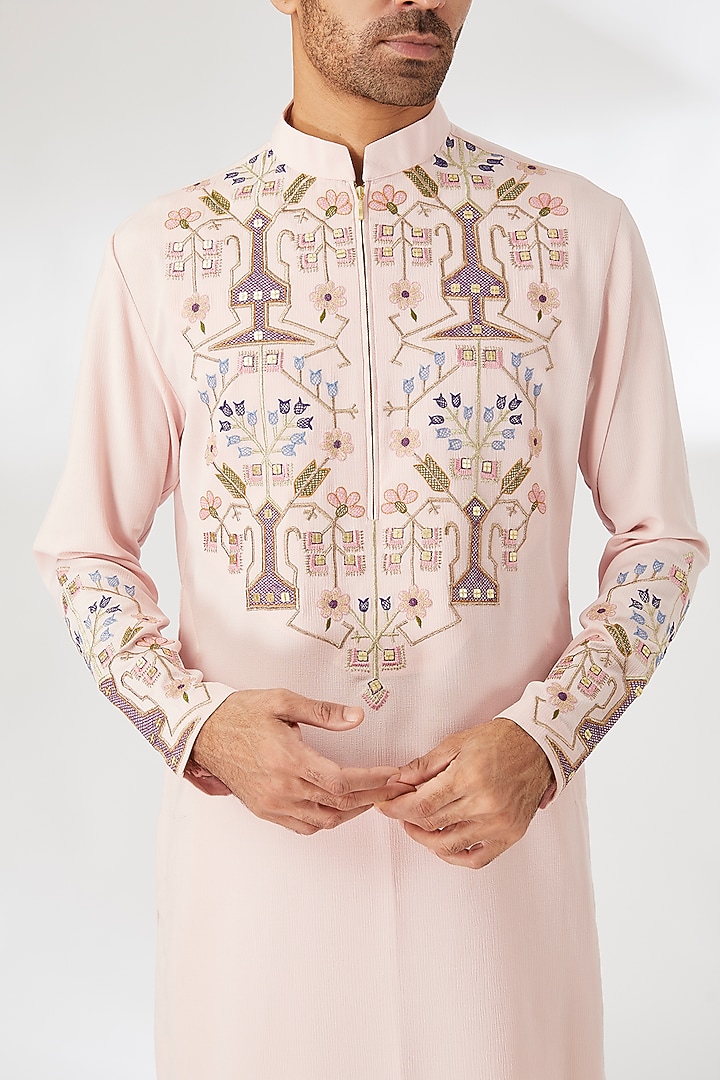 Blush Pink Naysa Silk Thread Embroidered Kurta Set by Dhananjay at Pernia's Pop Up Shop