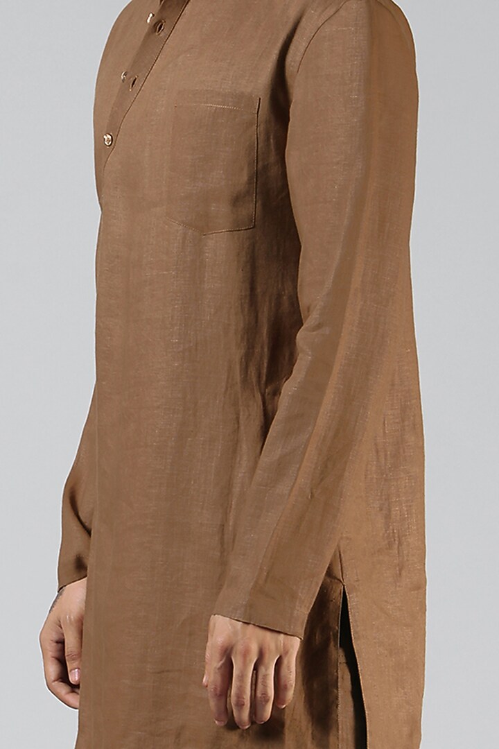 Bronze Asymmetric Kurta by Dhatu Design Studio at Pernia's Pop Up Shop