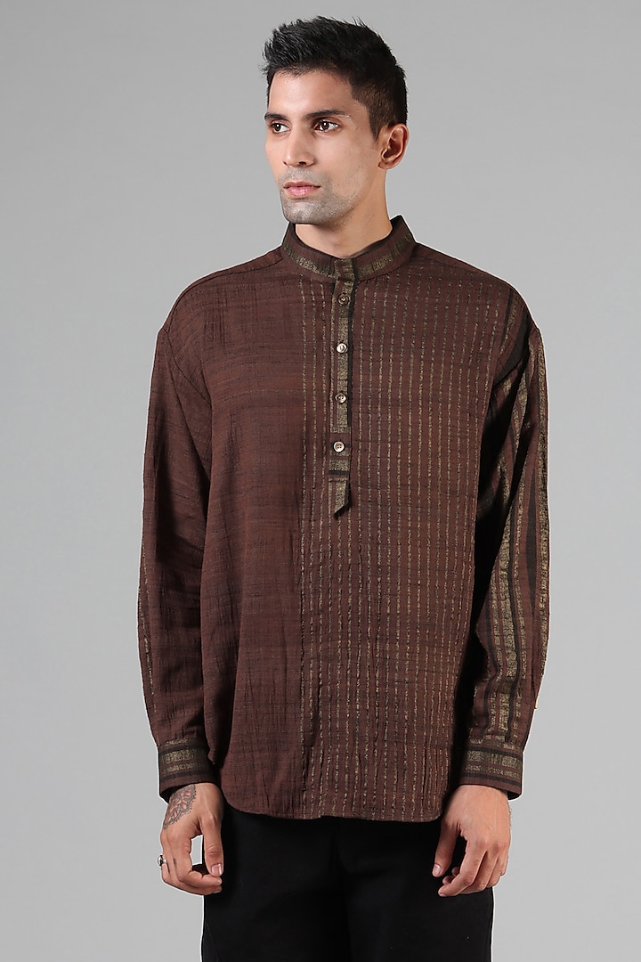 Chestnut Brown Kurta With Dropped Shoulders by Dhatu Design Studio