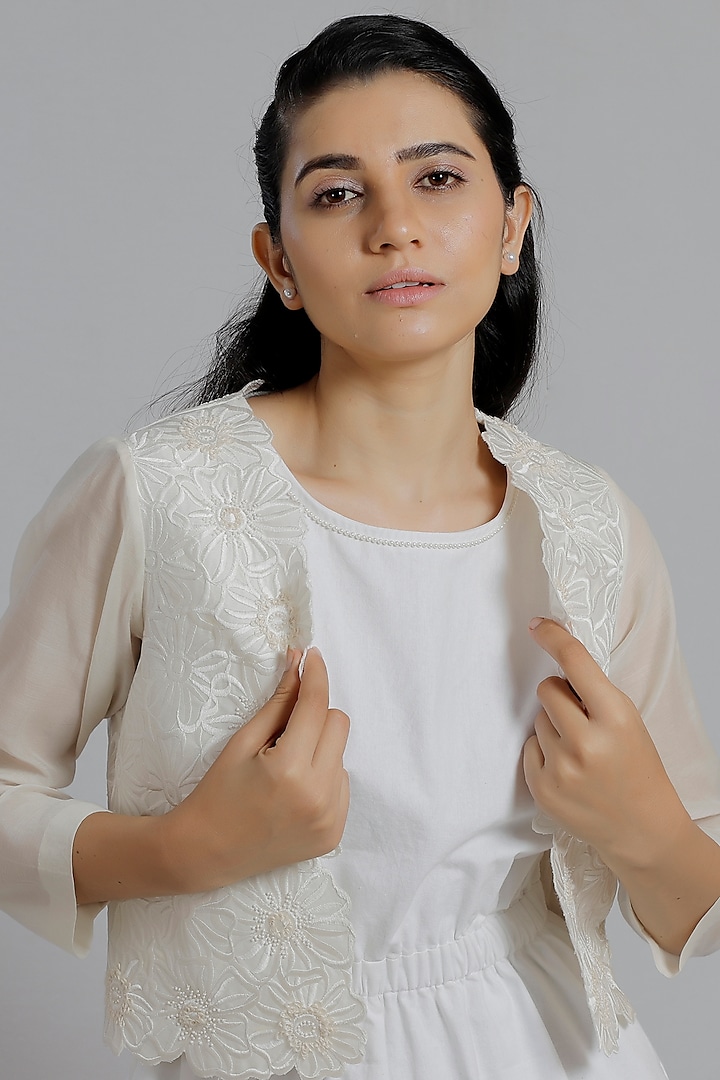 White 2024 embroidered shrug