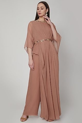 Almond Brown Embroidered Tunic Set by NIKITA KANODIA GUPTA