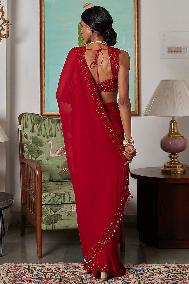 Red Georgette Cutdana Embroidered Pre-Stitched Wedding Saree Set by DHRUVI PANCHAL at Pernia's Pop Up Shop