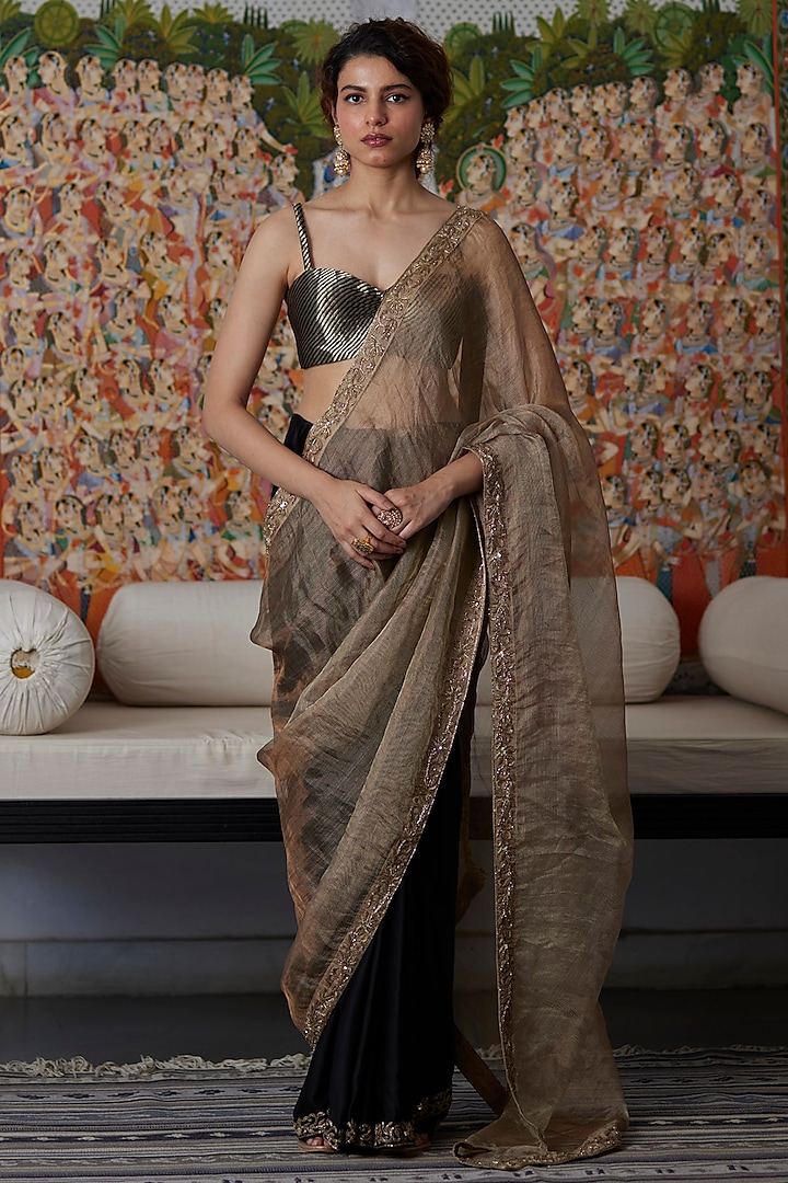 Black & Gold Pure Tissue Hand Embroidered Saree Set by DHRUVI PANCHAL