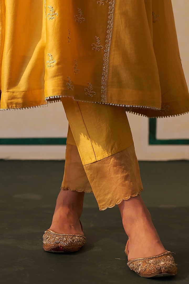 Mango Yellow Chanderi Embroidered Wedding Anarkali Set by Dhaaga & Co. by Savnit Gurnani at Pernia's Pop Up Shop