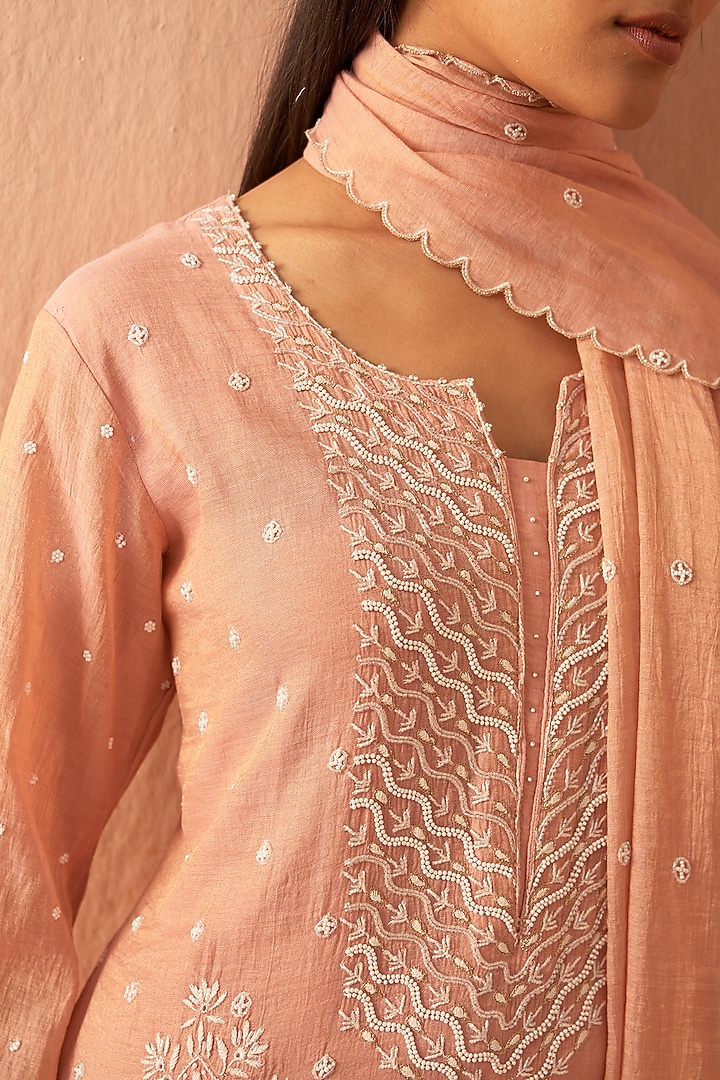 Pink Tissue Embroidered Kurta Set by Dhaaga & Co. by Savnit Gurnani at Pernia's Pop Up Shop