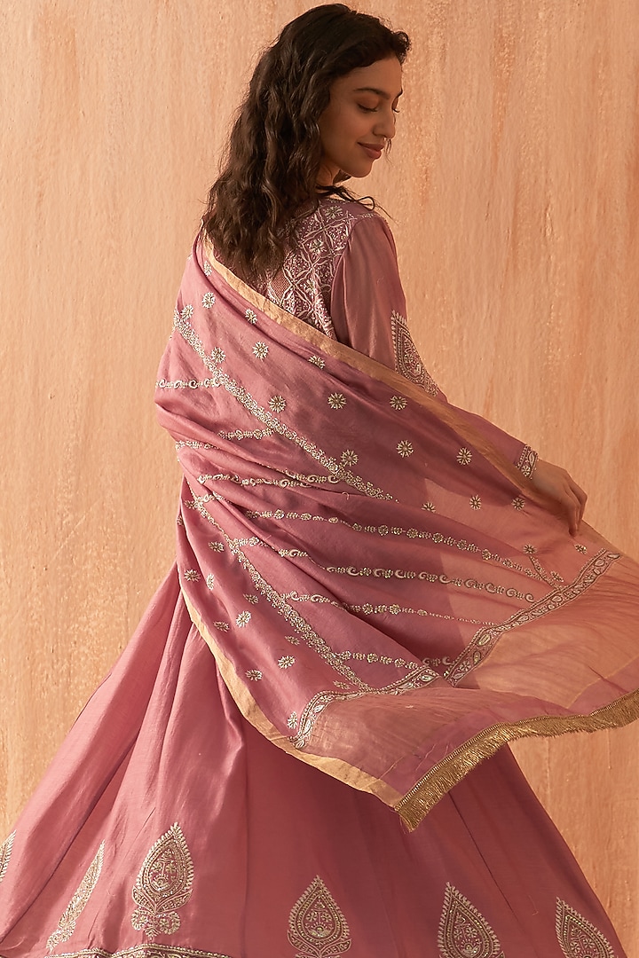 Onion Pink Chanderi Embroidered Wedding Anarkali Set by Dhaaga & Co. by Savnit Gurnani at Pernia's Pop Up Shop