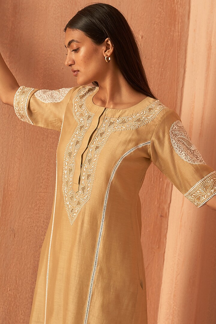 Gold Chanderi Embroidered Kurta Set by Dhaaga & Co. by Savnit Gurnani at Pernia's Pop Up Shop