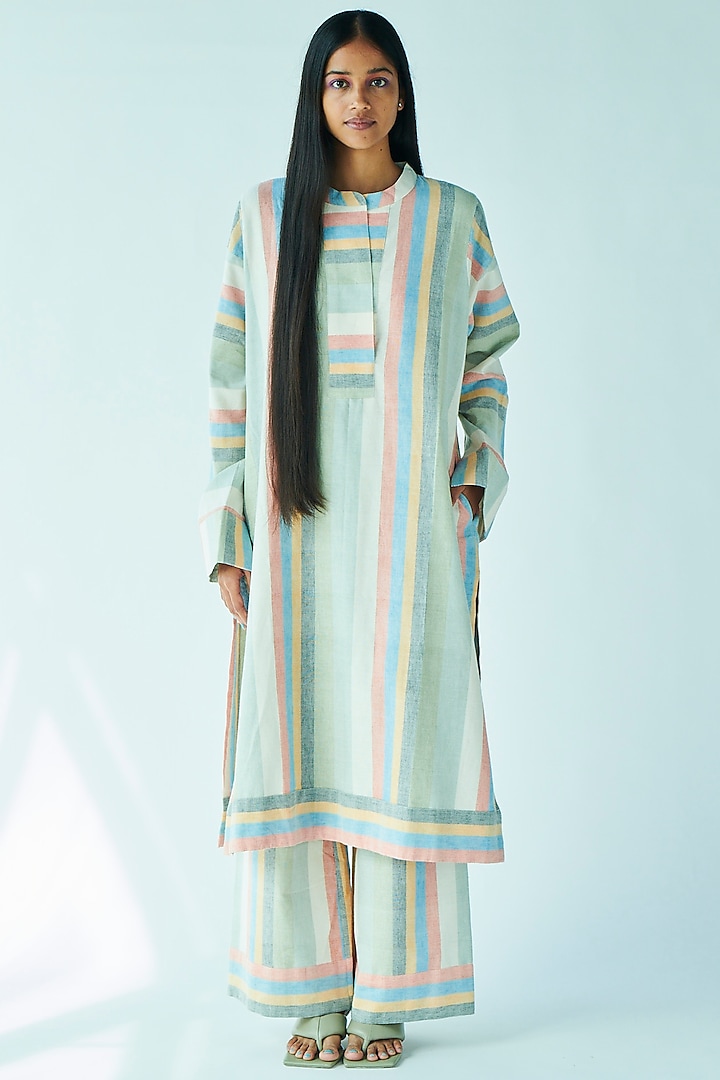 Mint Handwoven Striped Kurta by Doh Tak Keh at Pernia's Pop Up Shop