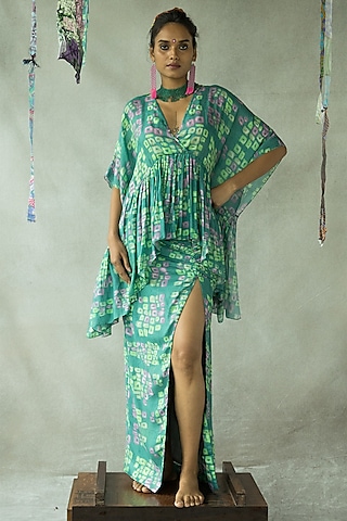 Aquamarine Bemberg Fine Silk Kaftan Set by Doh Tak Keh