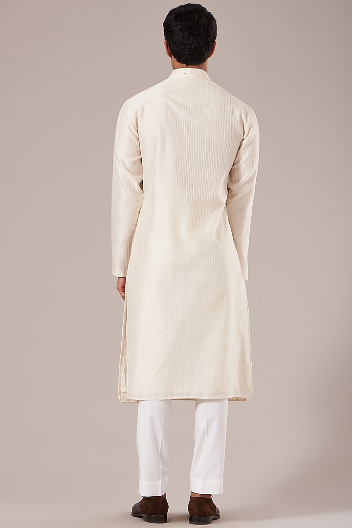 Ivory Cotton Silk Chanderi Embroidered Kurta Set by Dhruv Vaish at Pernia's Pop Up Shop
