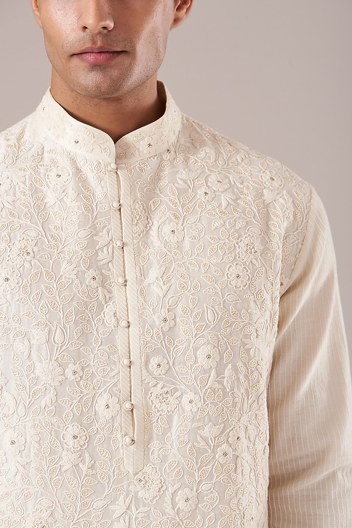 Ivory Cotton Silk Chanderi Embroidered Kurta Set by Dhruv Vaish at Pernia's Pop Up Shop