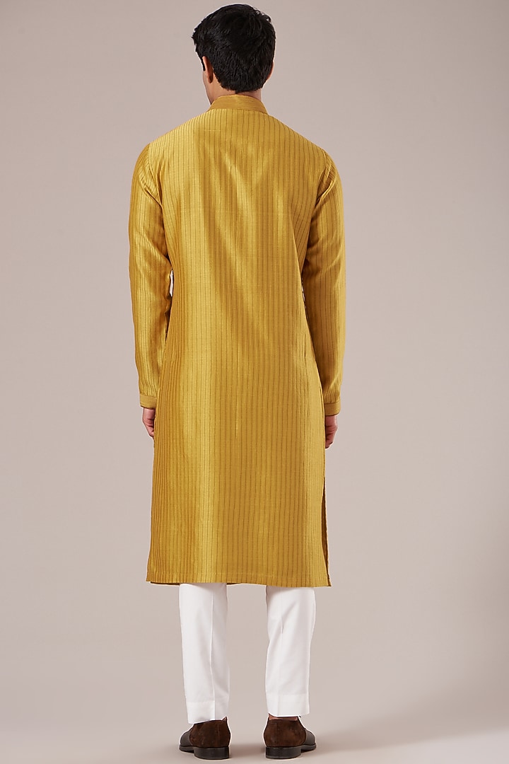 Mustard Cotton Silk Chanderi Pintucked Kurta Set by Dhruv Vaish at Pernia's Pop Up Shop