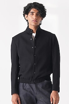 product-color-Black